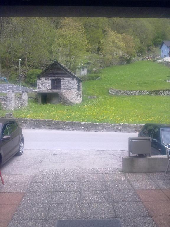 Ristorante Garni Lavizzara Sornico Exterior foto