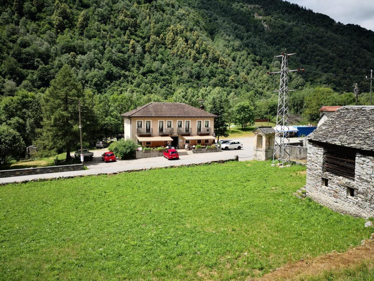 Ristorante Garni Lavizzara Sornico Exterior foto